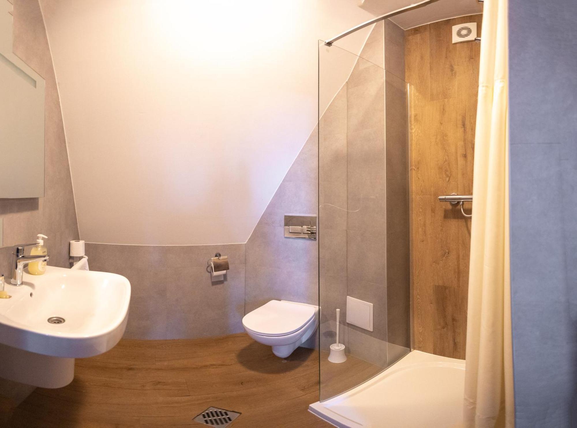Na Rogatce Aparthotel Lublin Exterior foto