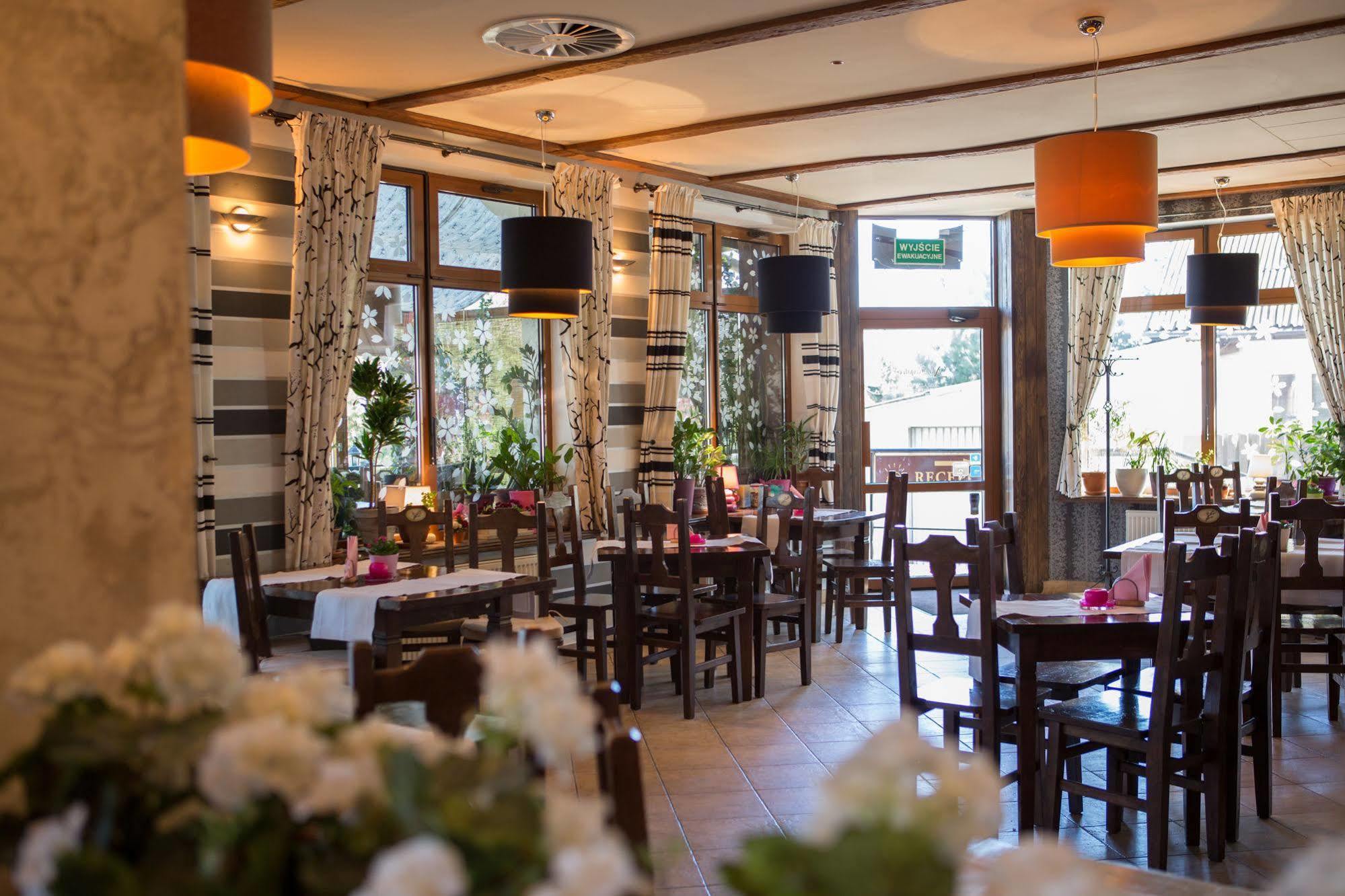 Na Rogatce Aparthotel Lublin Exterior foto