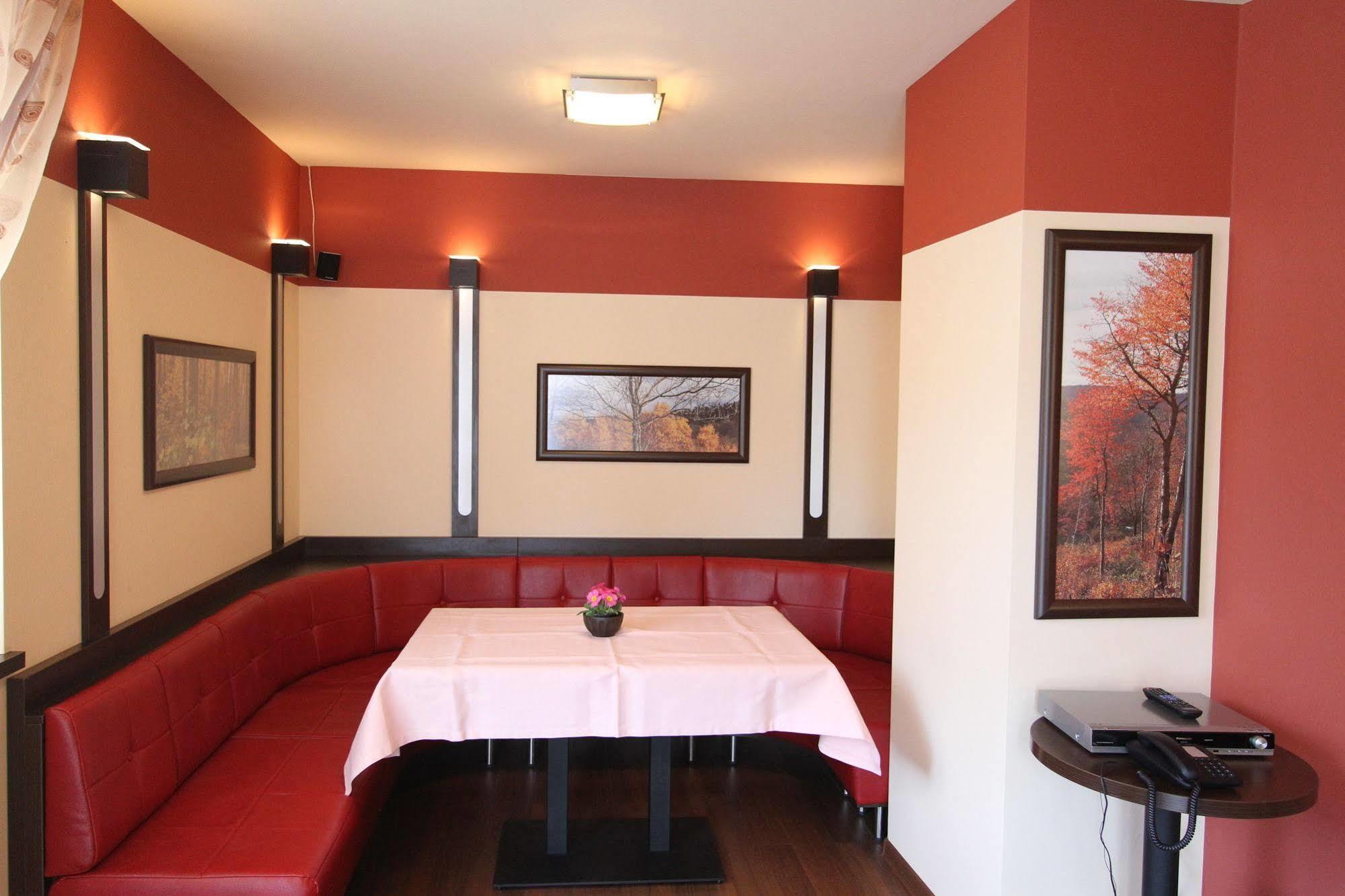 Na Rogatce Aparthotel Lublin Exterior foto